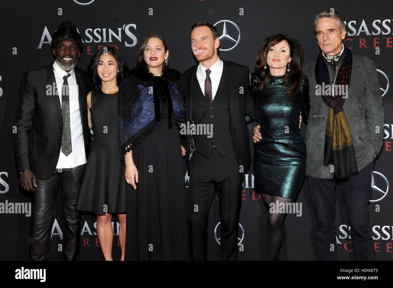 New York, USA. 13th December, 2016. Michael K. Williams, Marion Cotillard, Michael Fassbender, Essie Davis and Jeremy Irons attend the 'Assassin's Creed' New York premiere at AMC Empire 25 theater on December 13, 2016 in New York City.Photo by: John Palmer/MediaPunch Credit:  MediaPunch Inc/Alamy Live News Stock Photo