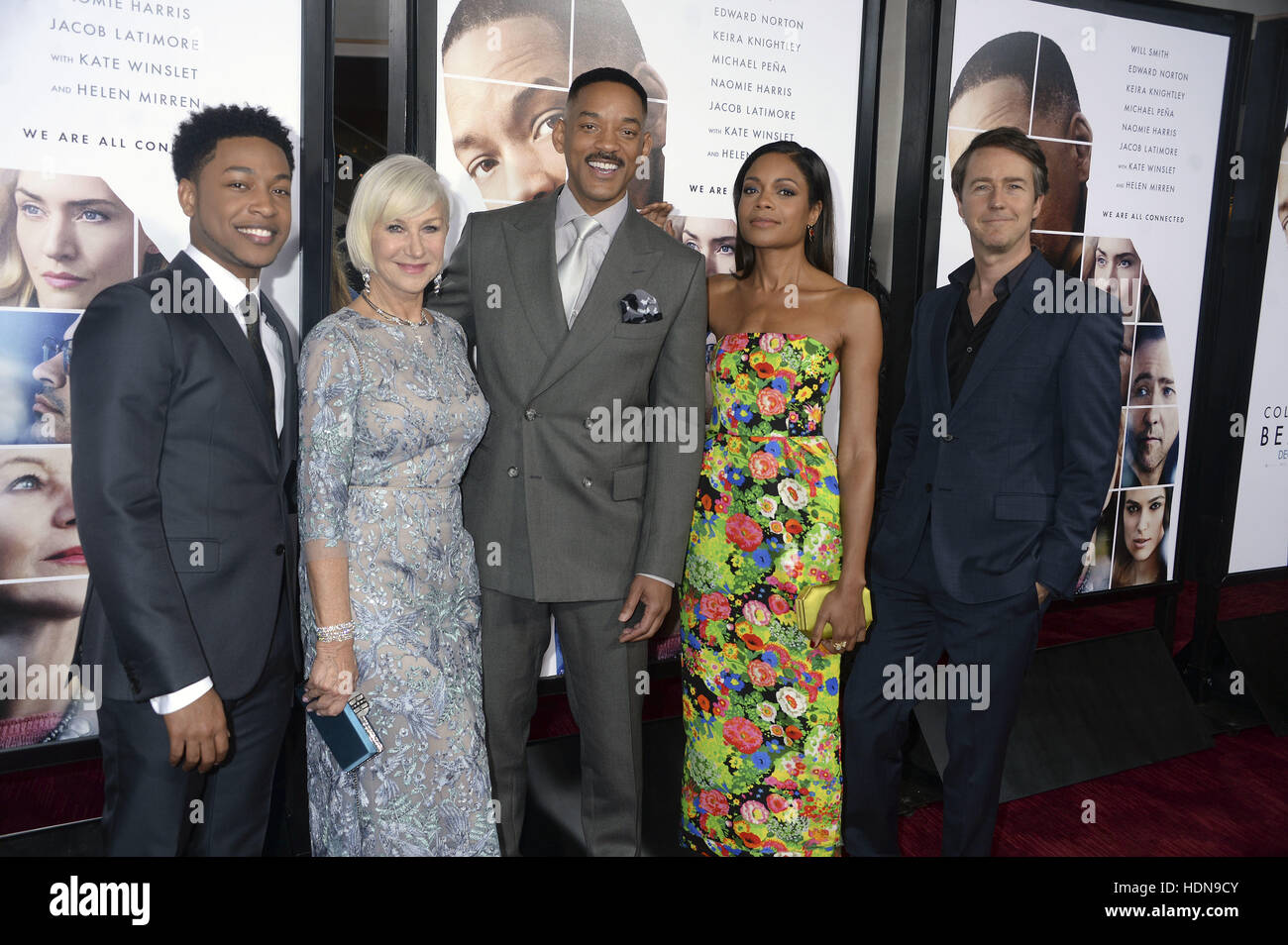 New York City. 12th Dec, 2016. Jacob Latimore, Helen Mirren, David Frankel, Will Smith, Naomie Harris and Edward Norton attend 'Collateral Beauty' World Premiere at Frederick P. Rose Hall, Jazz at Lincoln Center on December 12, 2016 in New York City. | Verwendung weltweit/picture alliance © dpa/Alamy Live News Stock Photo