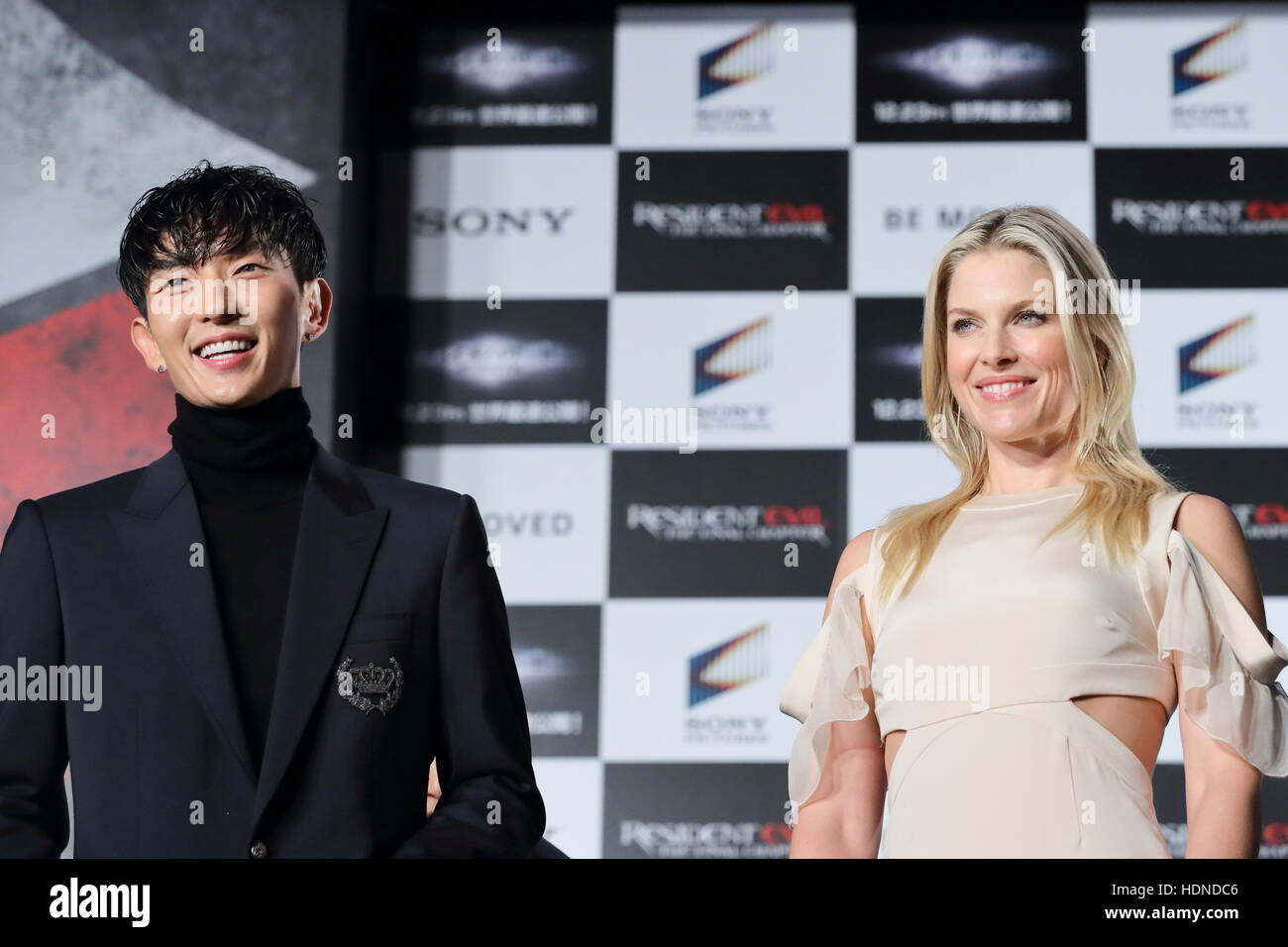 Actor Lee Joon-gi and actress Ali Larter attend the world premiere of the  film Resident