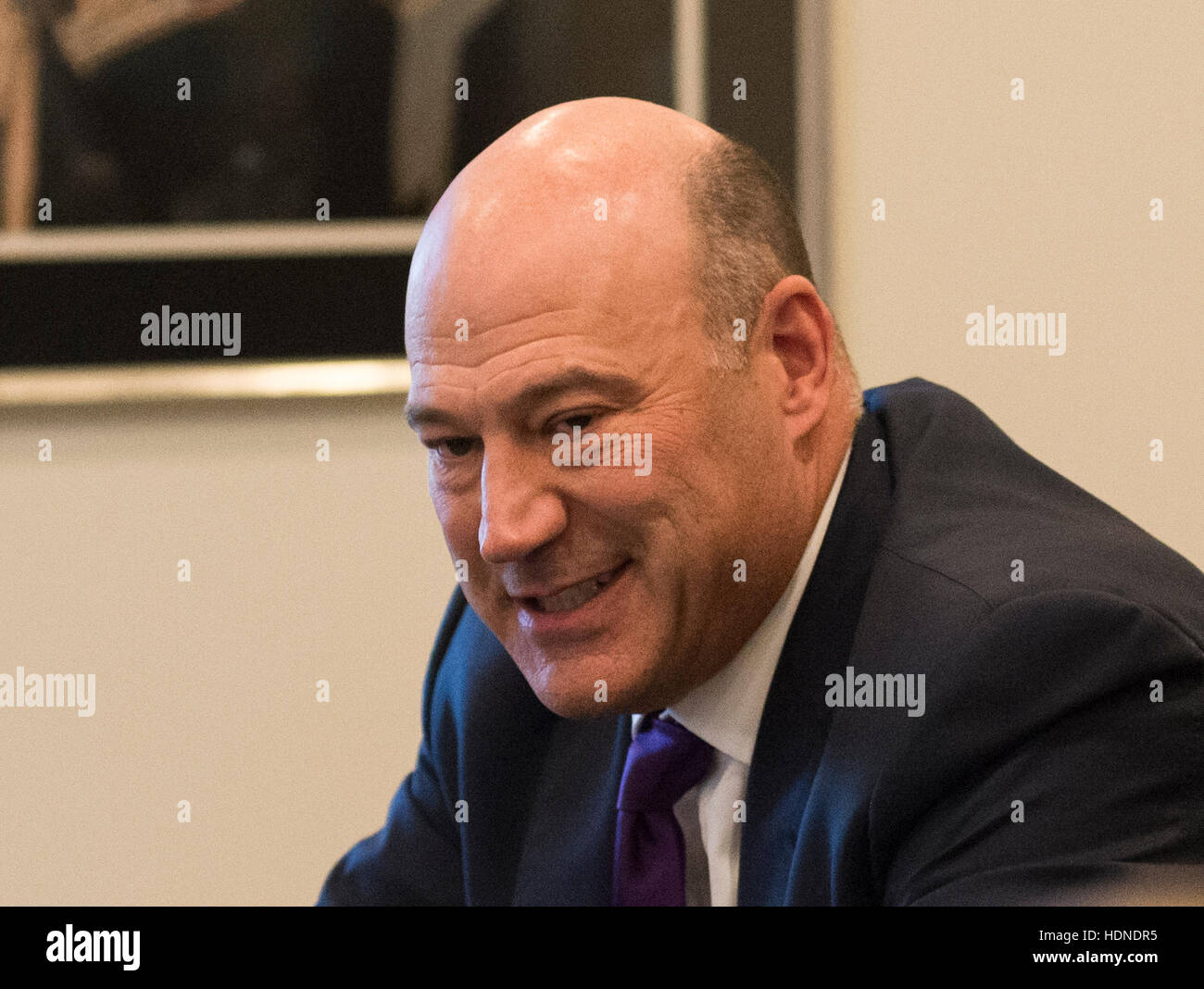 New York, USA. 14th December, 2016. Trump advisor Gary Cohn is seen at a meeting of technology leaders in the Trump Organization conference room at Trump Tower in New York, NY, USA on December 14, 2016. Credit: Albin Lohr-Jones/Pool via CNP /MediaPunch Credit:  MediaPunch Inc/Alamy Live News Stock Photo