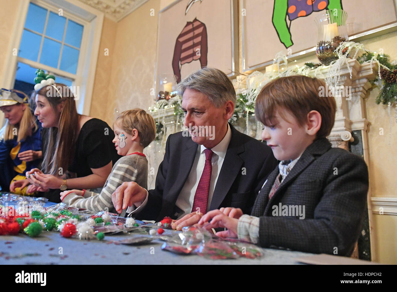 Chancellor philip hammond makes christmas decorations hires stock photography and images Alamy