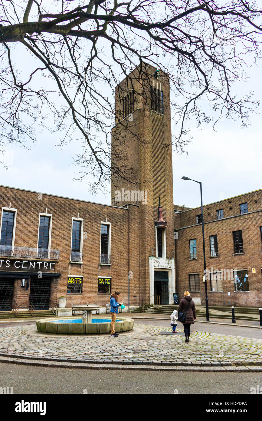 Hornsey Town Hall, designed in the Modernist style by Reginald Uren and