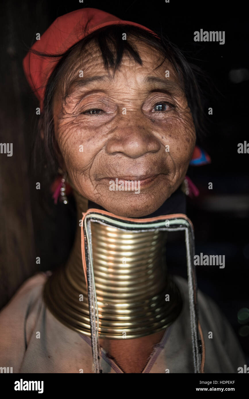 Portrait of a Kayan woman wearing the traditional brass neck rings, Loikaw, Myanmar. Stock Photo