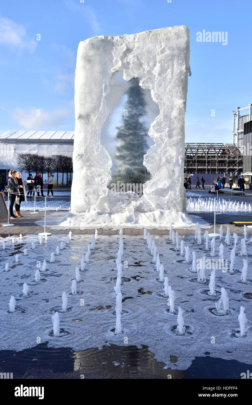Granary square christmas tree
