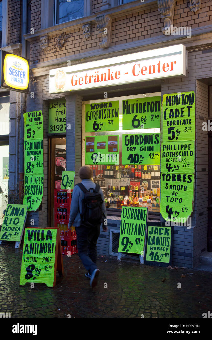 Germany, Cologne, liquor store in the district Severinsviertel in the