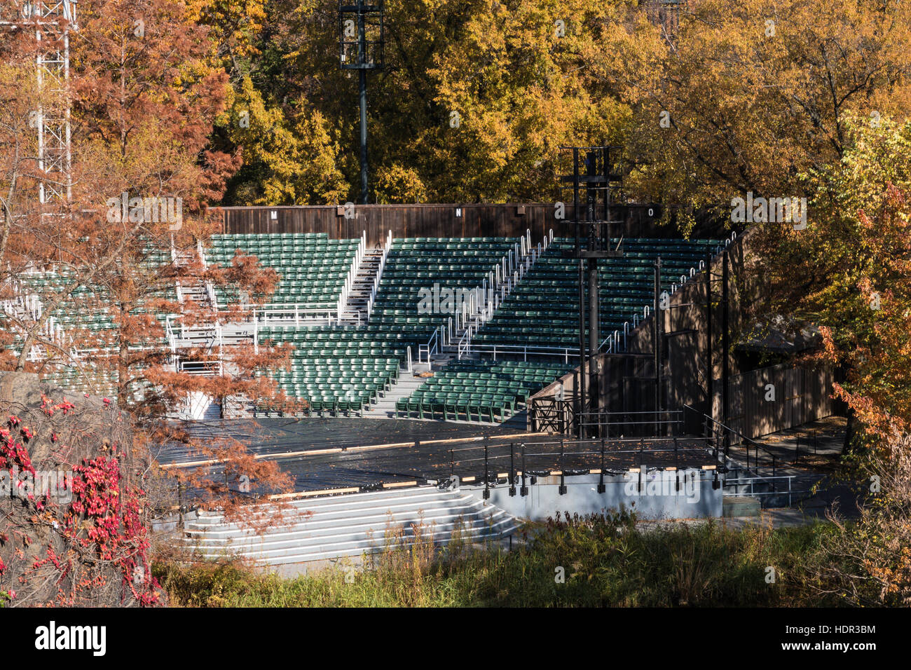 The Delacorte Theater, Central Park Stock Photo Alamy