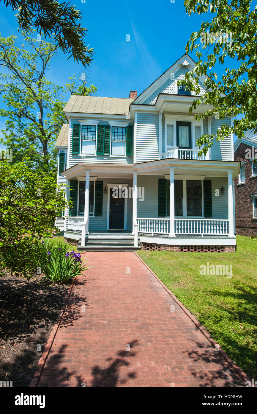 Disosway House and Caraway Library at Tryon Palace, New Bern, North ...