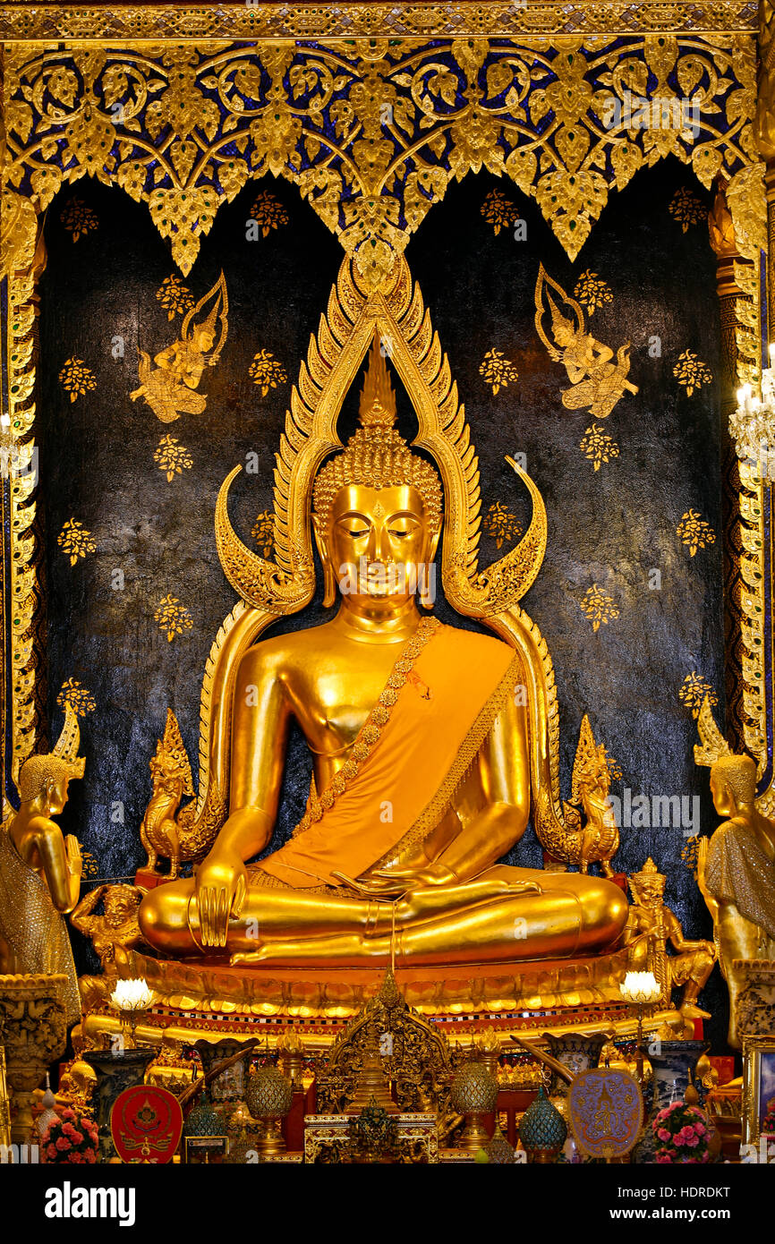 Wat Phra Si Rattana Mahathat also colloquially referred to as Wat Yai is a Buddhist temple in Phitsanulok Province, Thailand. Stock Photo