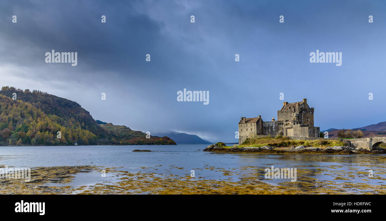 Eilean Donan Castle, Scotland - breathtaking panoramic images of this iconic location on a rare beautiful day Stock Photo