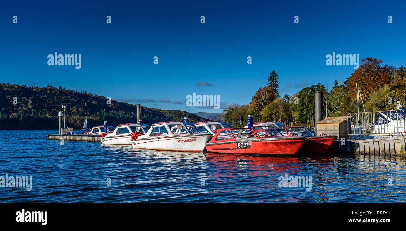 Boats in the lake of Windermere, Lake District Stock Photo
