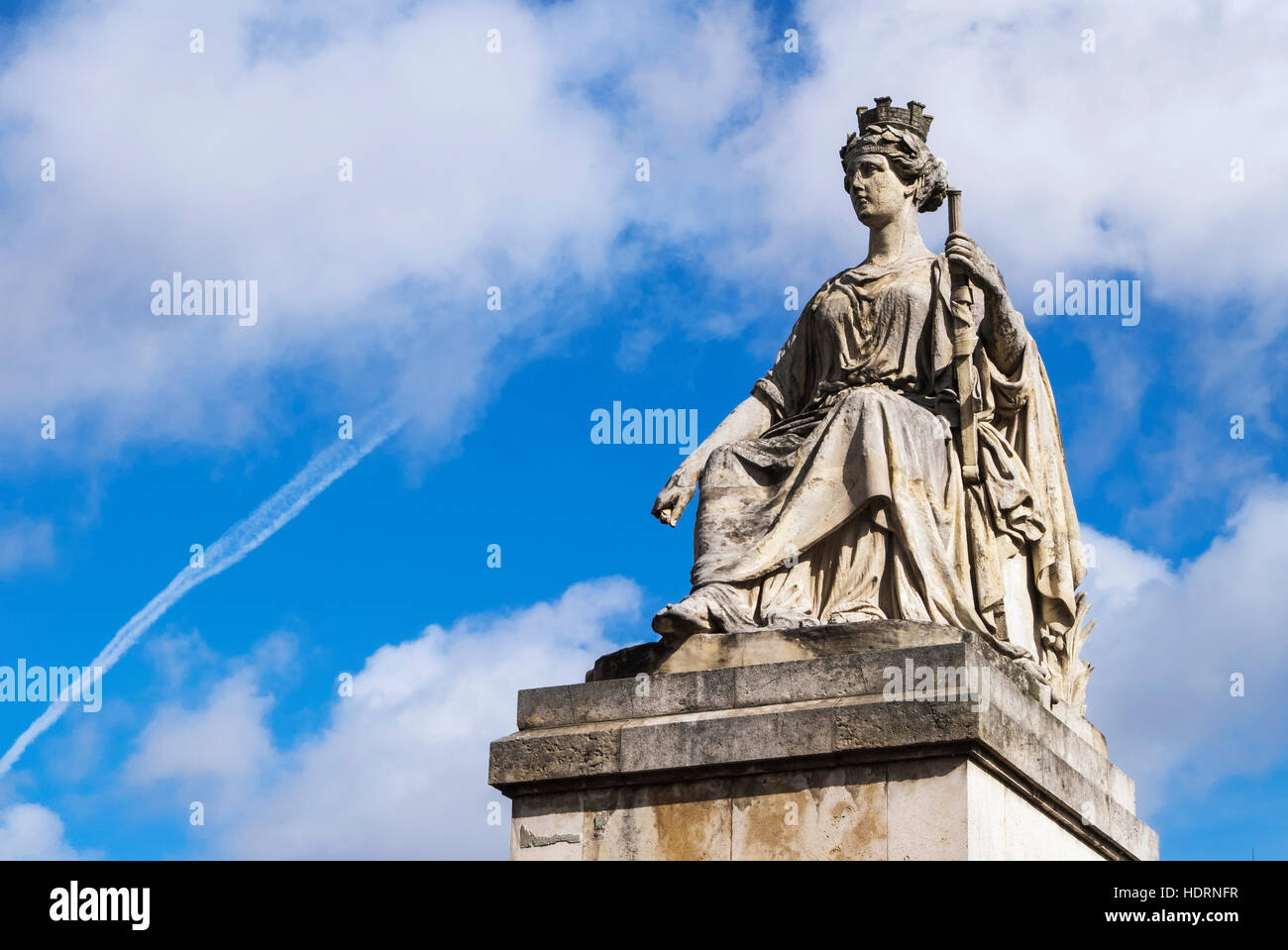 Statue Of A Queen Paris France Stock Photo Alamy