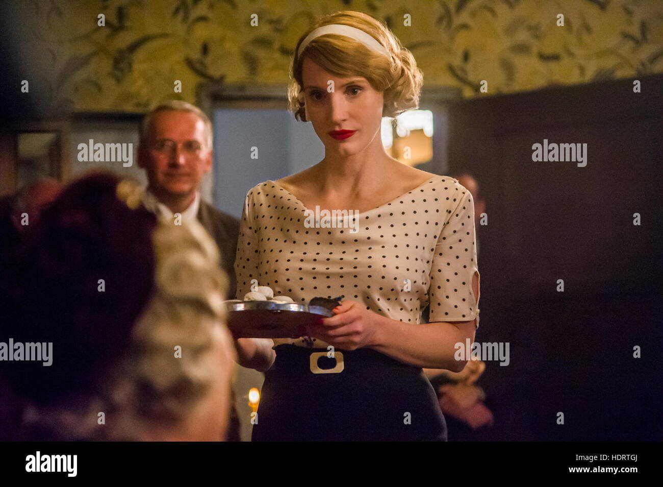 RELEASE DATE: March 3, 2017 TITLE: The Zookeeper's Wife STUDIO: Focus Features DIRECTOR: Niki Caro PLOT: The Zookeeper's Wife tells the account of keepers of the Warsaw Zoo, Antonina and Jan Zabinski, who helped save hundreds of people and animals during the Nazi invasion STARRING: Jessica Chastain as Antonina Zabinski (Credit: c Focus Features/Entertainment Pictures/) Stock Photo