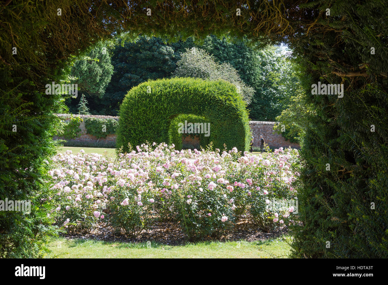 Walled garden england hi-res stock photography and images - Alamy