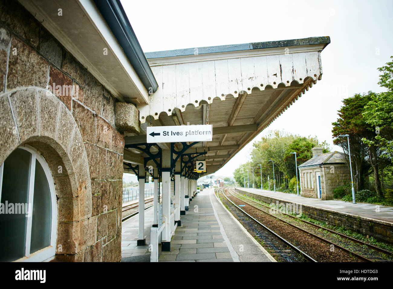 Platform St Erth Train Station Stock Photo Alamy
