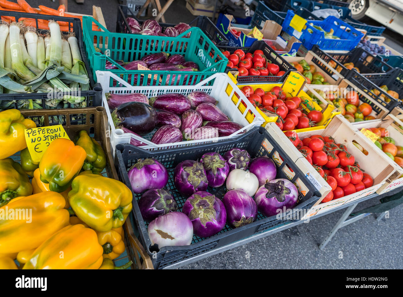 Tomatoes market italy hi-res stock photography and images - Page 20 - Alamy