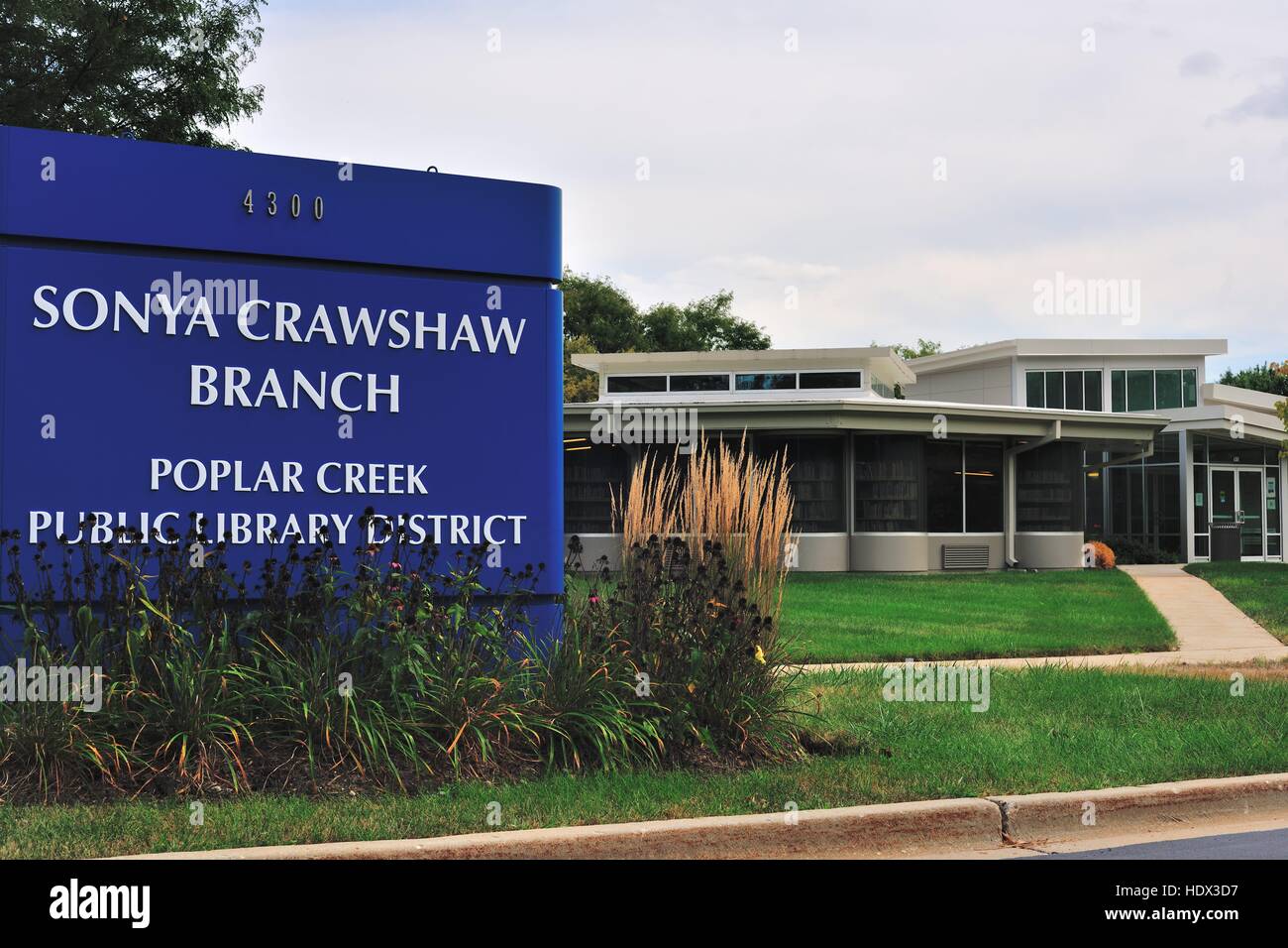 Poplar creek library hires stock photography and images Alamy