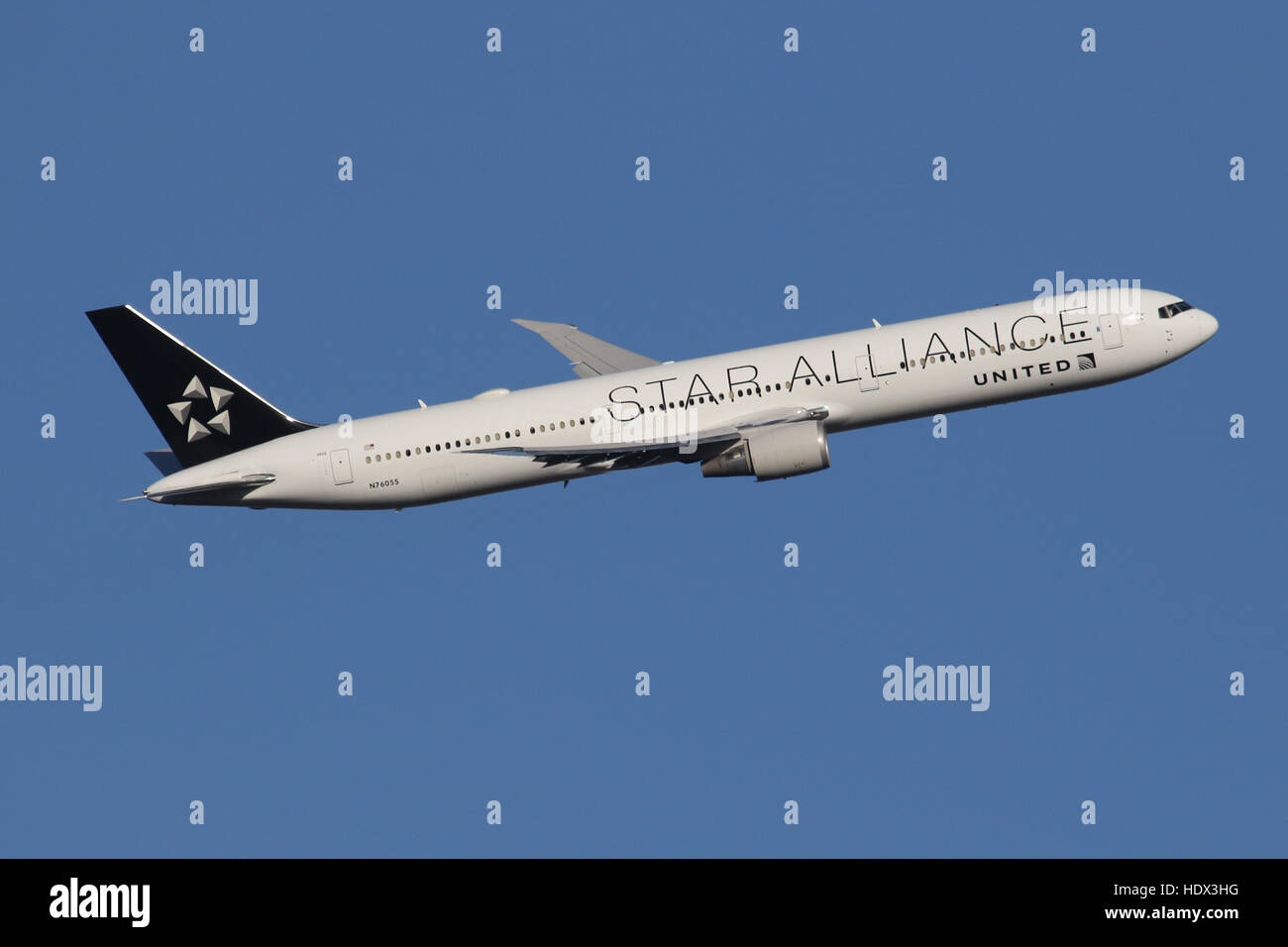 UNITED STAR ALLIANCE 767 400 Stock Photo Alamy