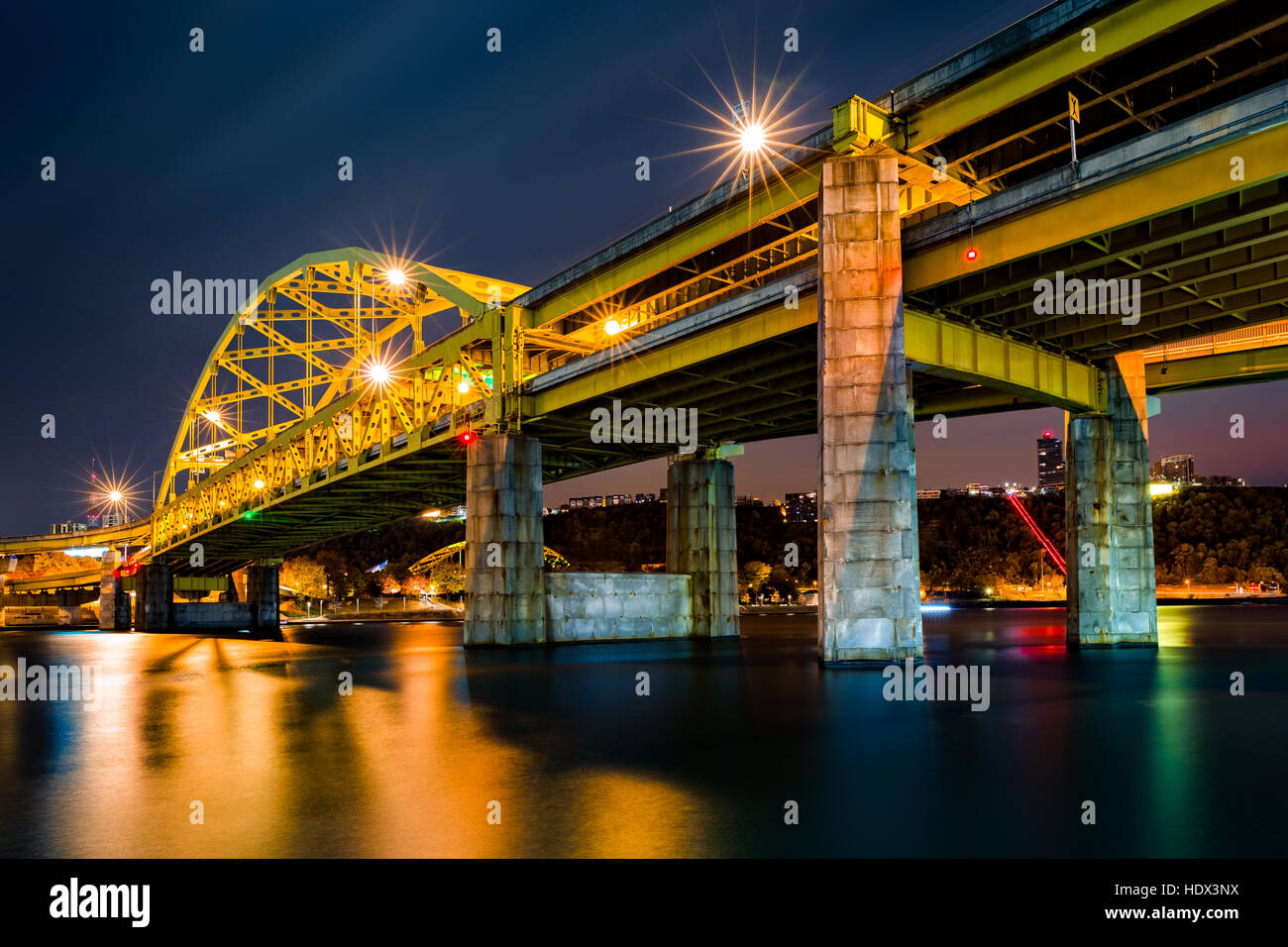 Fort Duquesne Bridge spans Allegheny river in Pittsburgh, Pennsylvania Stock Photo