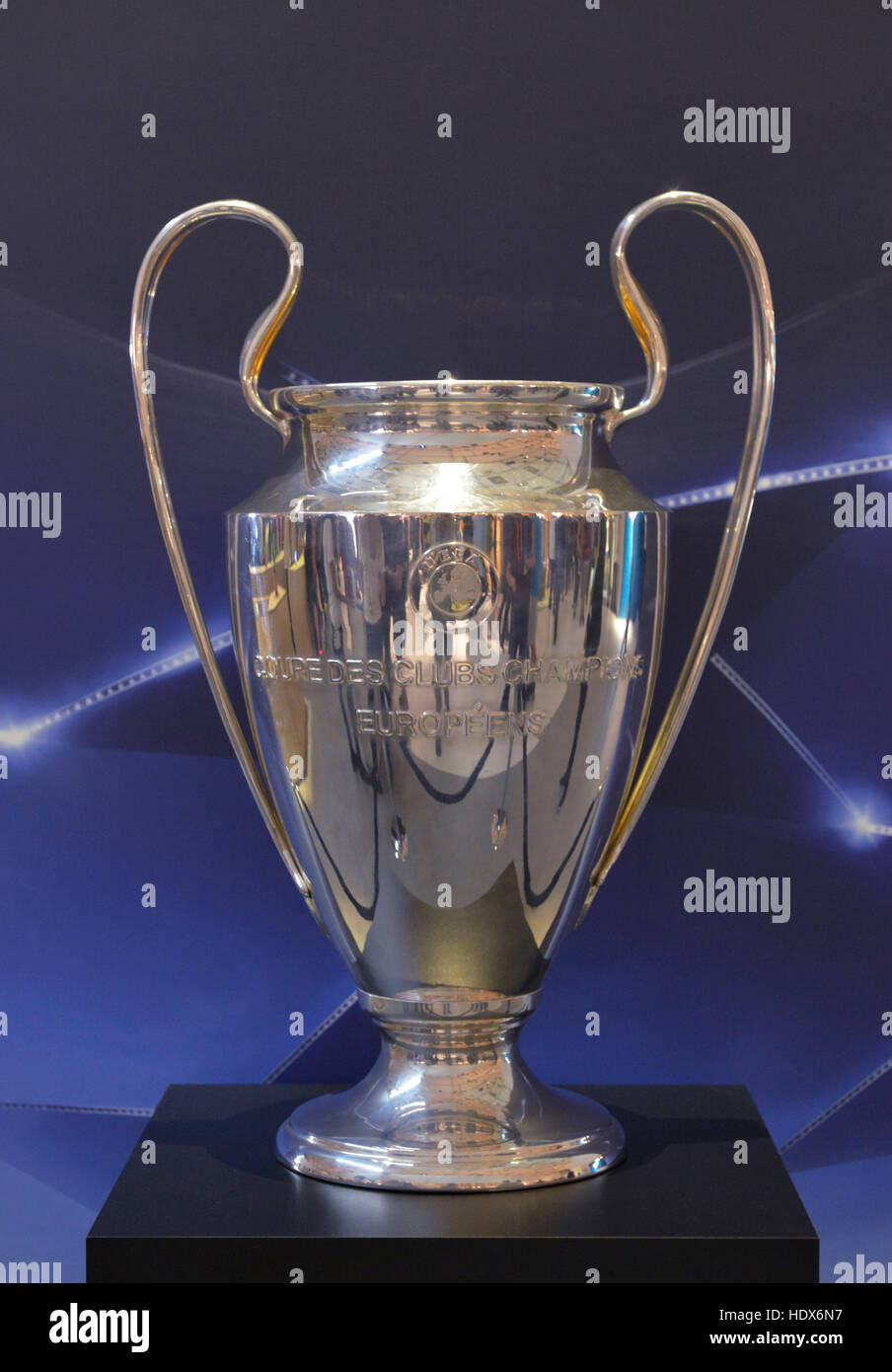 Champions League Pokal High Resolution Stock Photography and Images - Alamy