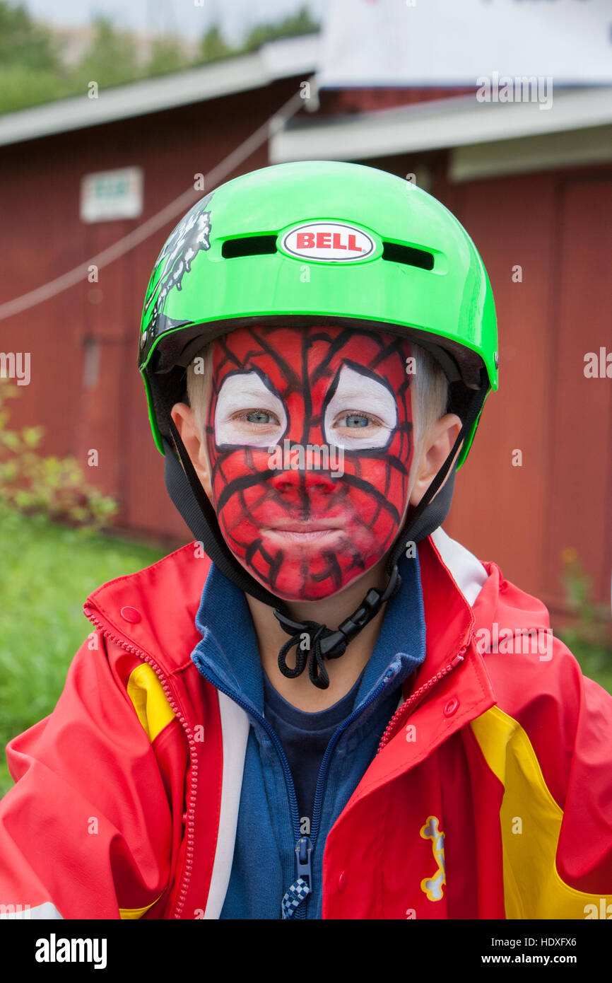 Spiderman face painting hi-res stock photography and images - Alamy