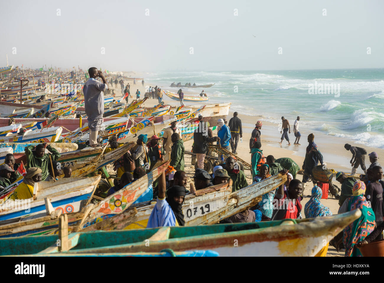 FIshermen, peddlers, boats in Nouakchott's famous fish market Stock Photo