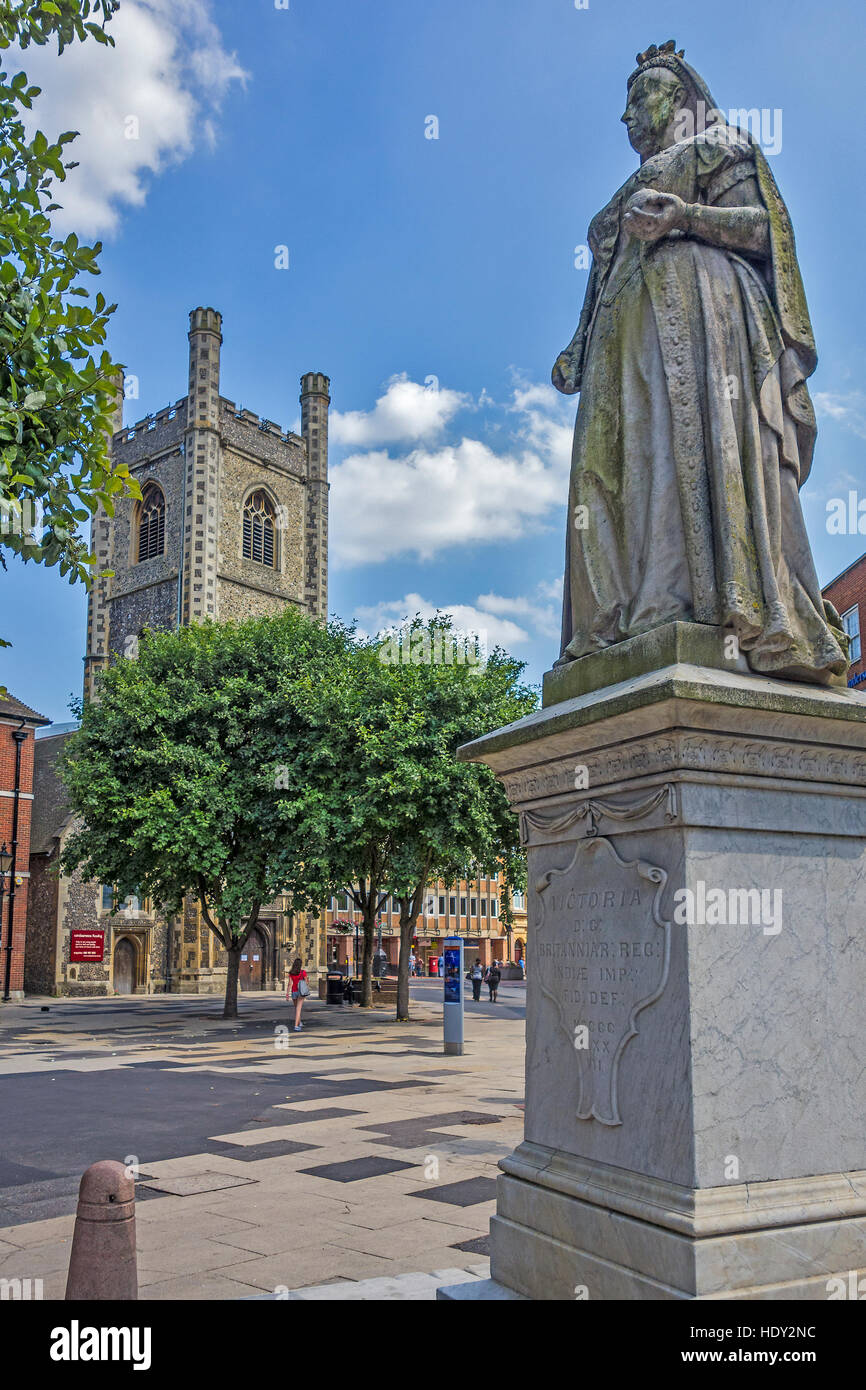 Statue of queen victoria hires stock photography and images Alamy