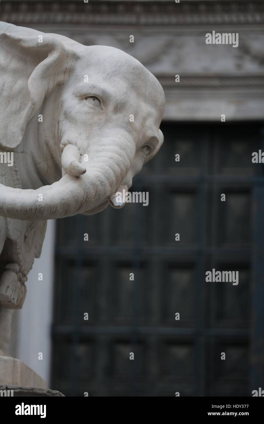 Gian Lorenzo Bernini statue of an elephant and obelisk which was