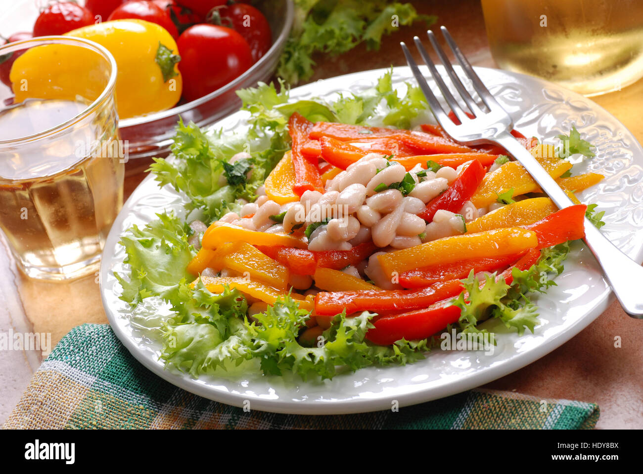 Cannellini beans oil hires stock photography and images Alamy