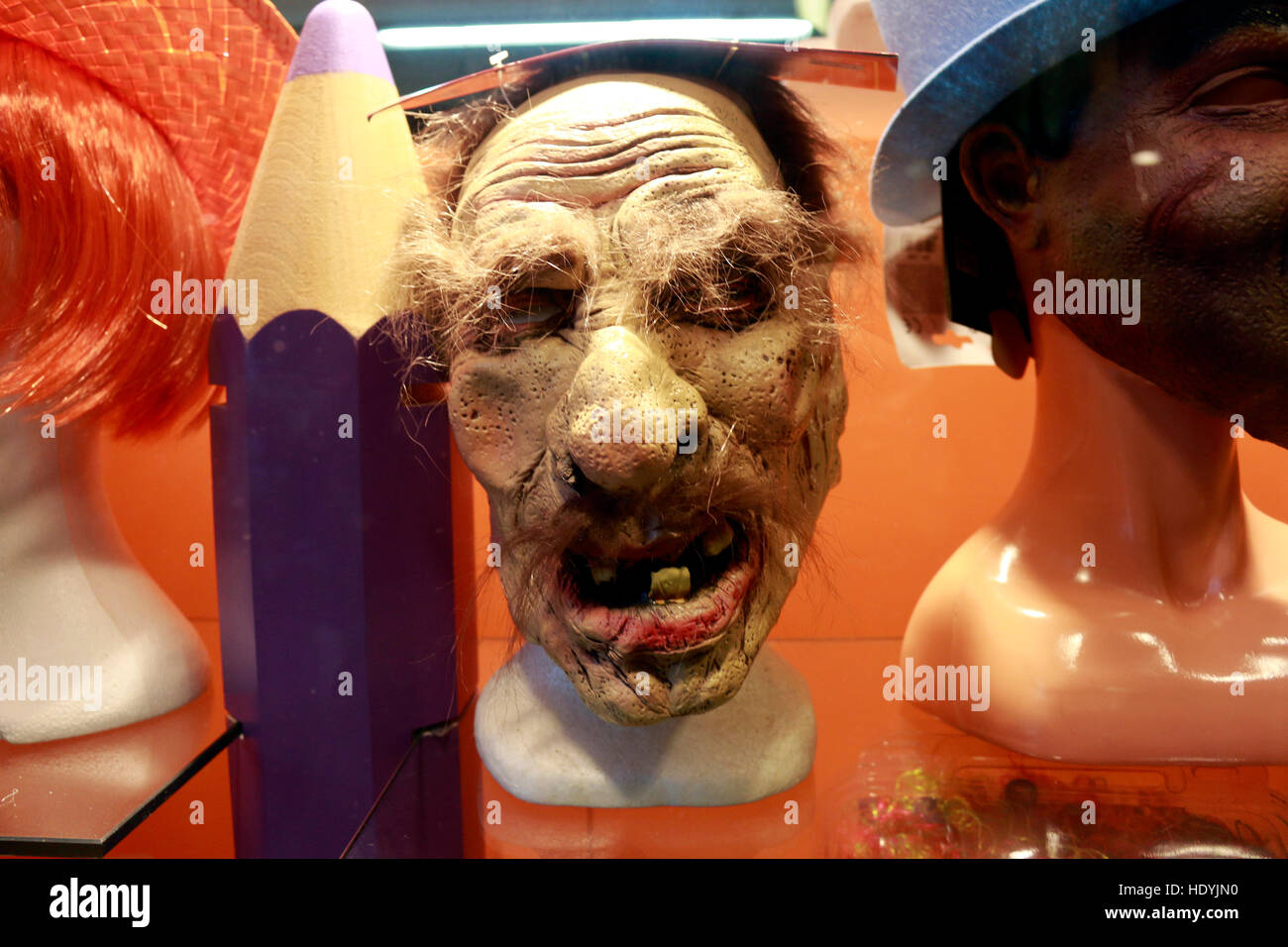 Karnevals-Maske, Schaufenster, Venedig, Italien. Stock Photo