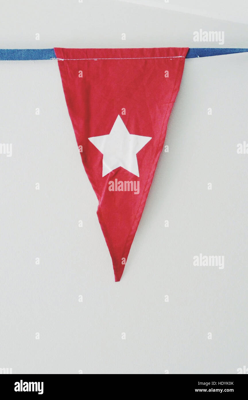 Red white blue bunting hi-res stock photography and images - Alamy