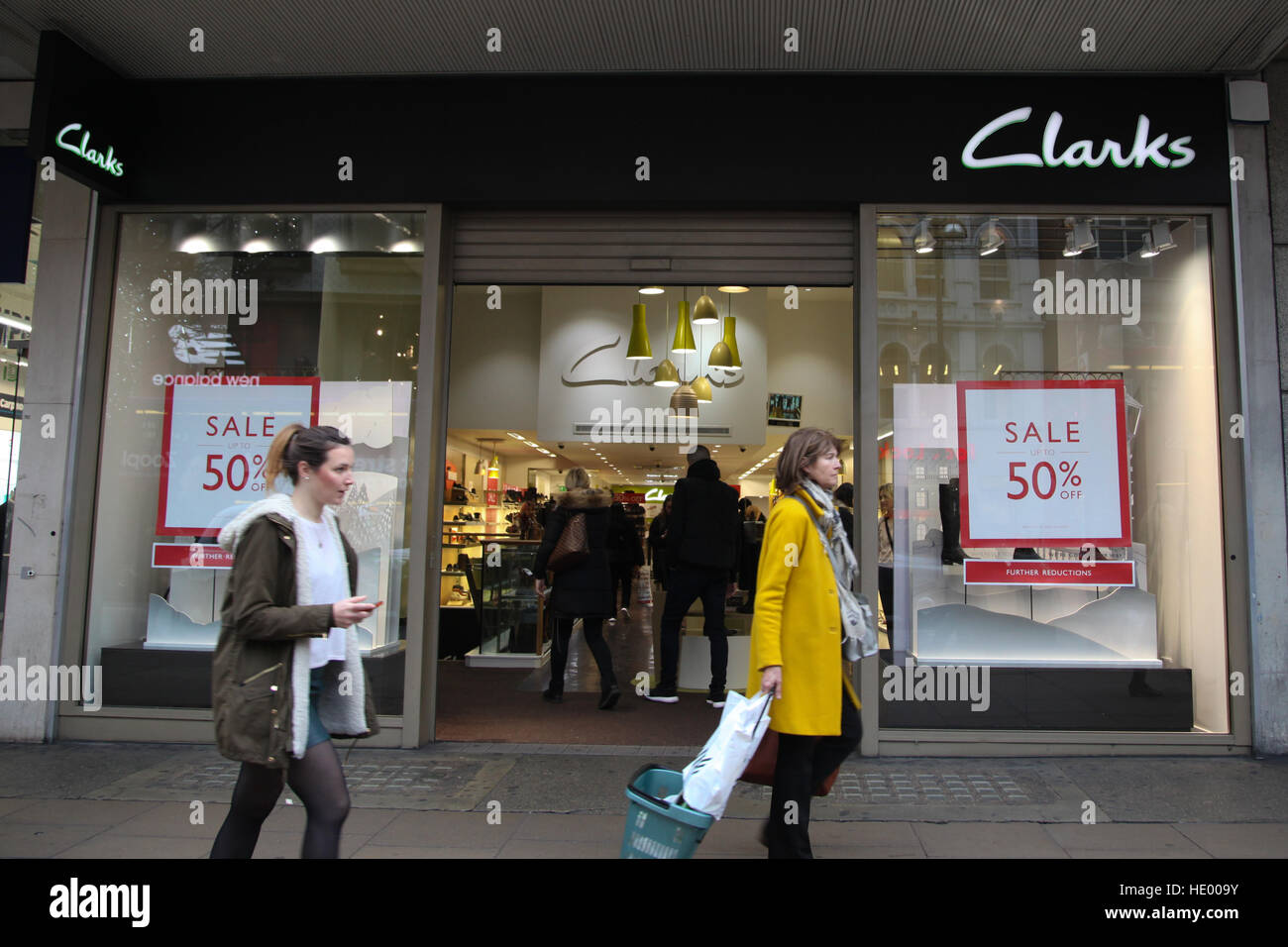 clarks oxford street for Sale OFF 77%