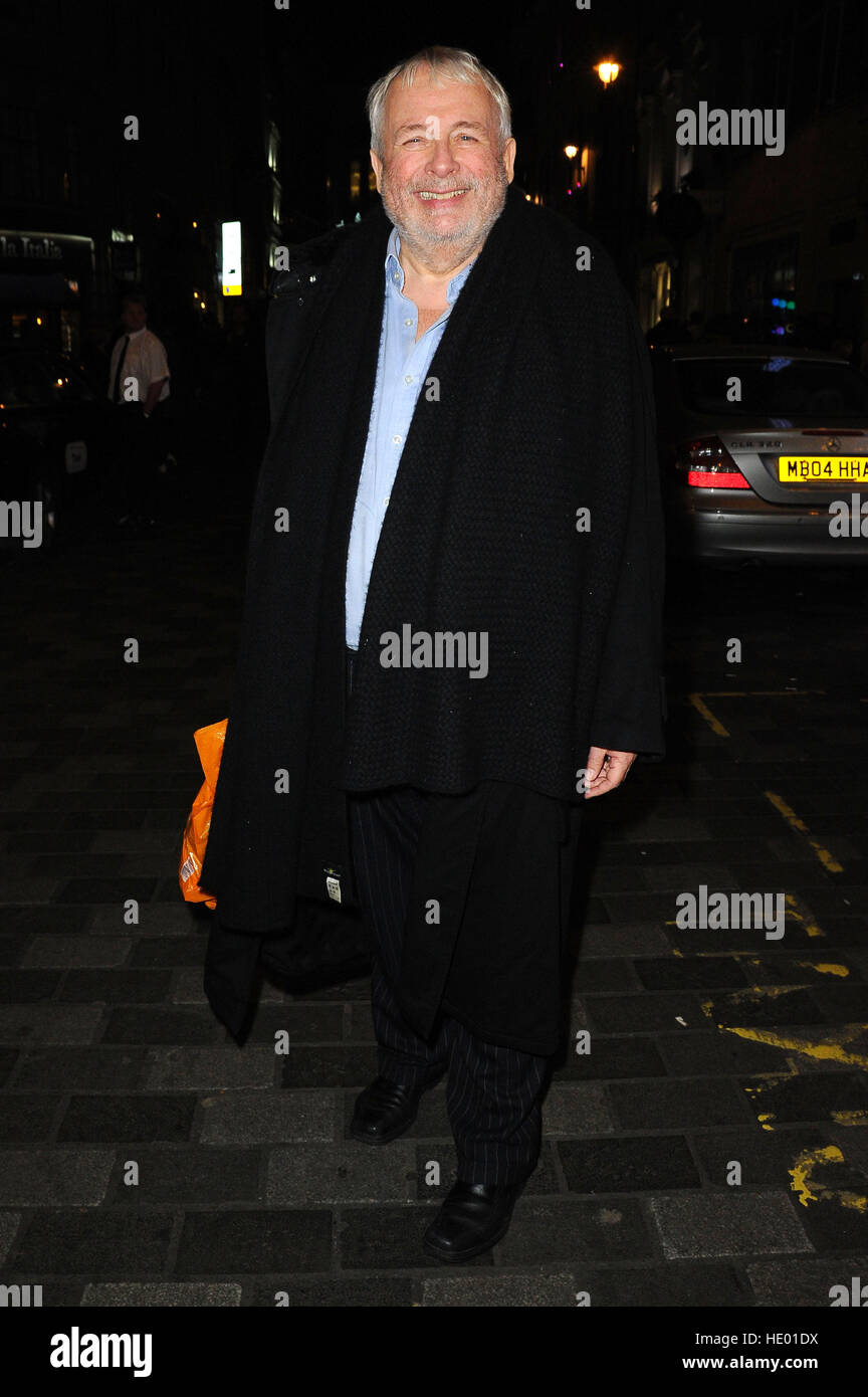 14/12/2016. Cinderella Press Night Palladium Theatre 14 December 2016 Stock Photo