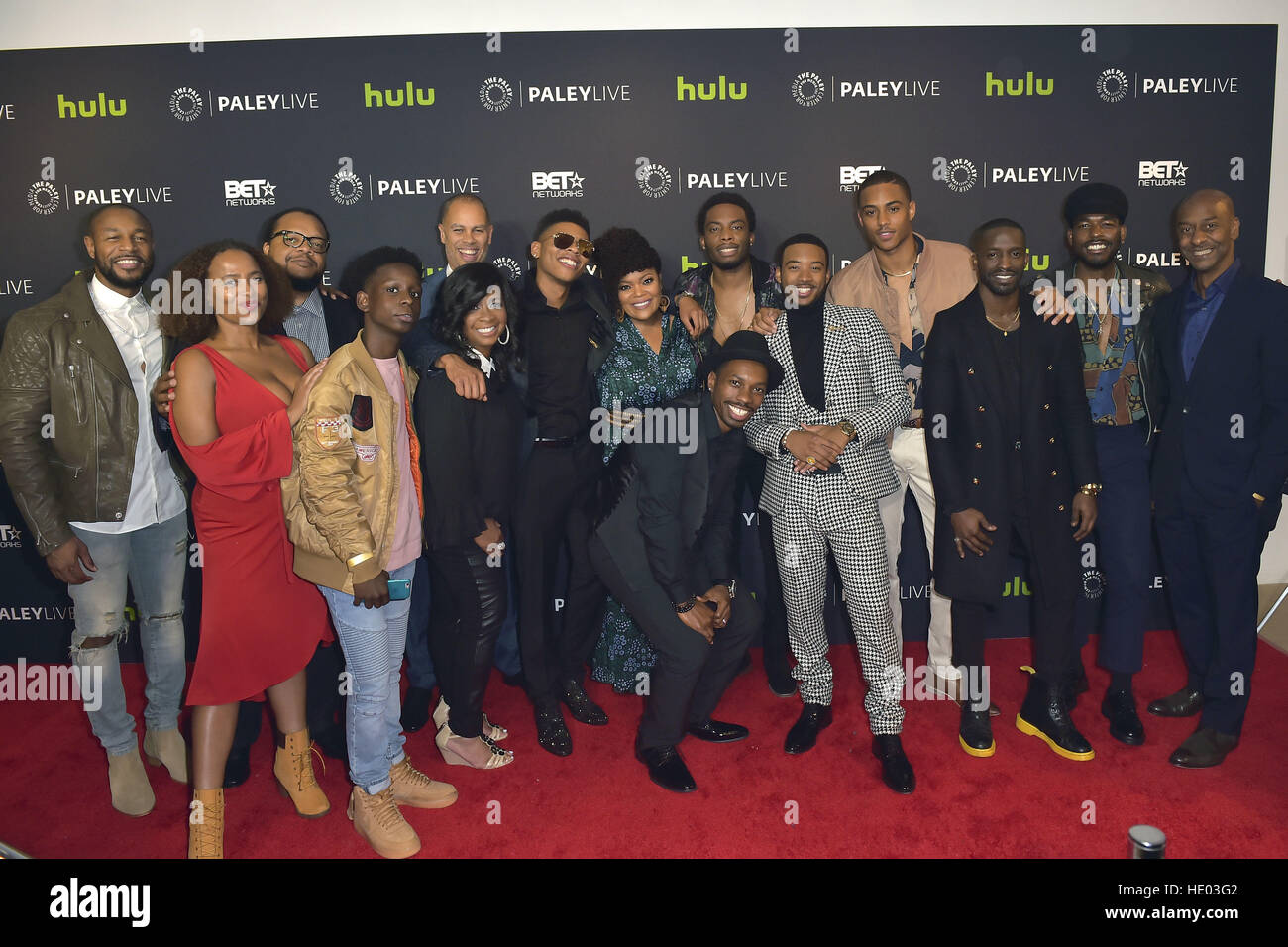 Beverly Hills, USA. 14th Dec, 2016. Durrell Babbs/Tank, Lisa Nicole Carson, Chris Robinson, Tyler Williams, Sandi McCredd, Jesse Collins, Bryshere Y. Gray, Yvette Nicole Brown, Woody McClain, Algee Smith, Elijah Kelly, Luke James and Stephen G. Hill at the Premiere of the BET TV Miniseries 'The New Edition Story' at Paley Center for Media. Beverly Hills, 14.12.2016 | Verwendung weltweit/picture alliance © dpa/Alamy Live News Stock Photo