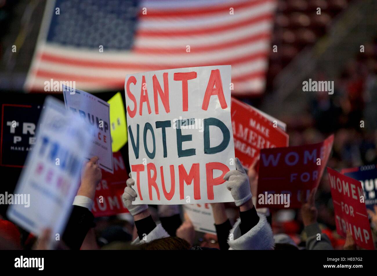 Hershey, Pennsyvlania, USA. 15th Dec, 2016. President-Elect Donald Trump and Vice-President-Elect Mike Pence hold a post-election Thank You Tour event of at the Giant Center in Hershey, PA. Credit: Bastiaan Slabbers/Alamy Live News Stock Photo