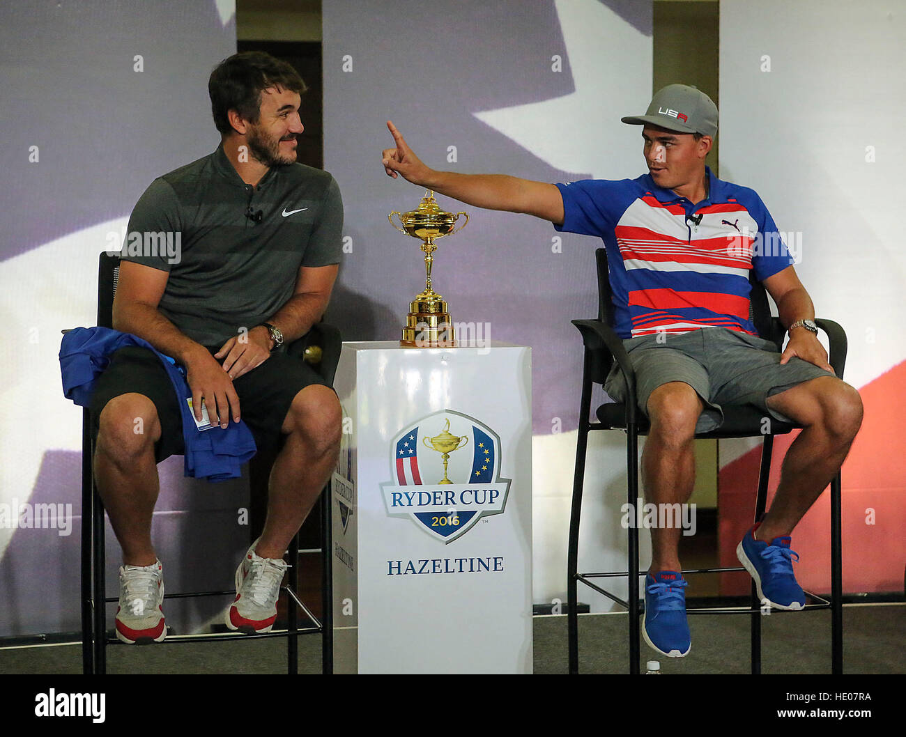 Palm Beach Gardens, Florida, USA. 18th Oct, 2016. U.S. Ryder Cup golfer RICKIE FOWLER (R) has some fun with his Ryder Cup teammate, BROOKS KOEPKA, a former Cardinal Newman grad, during a Trophy celebration at PGA Headquarters in Palm Beach Gardens Tuesday, October 18, 2016. (Credit Image: © Allen Eyestone/The Palm Beach Post via ZUMA Press) Stock Photo