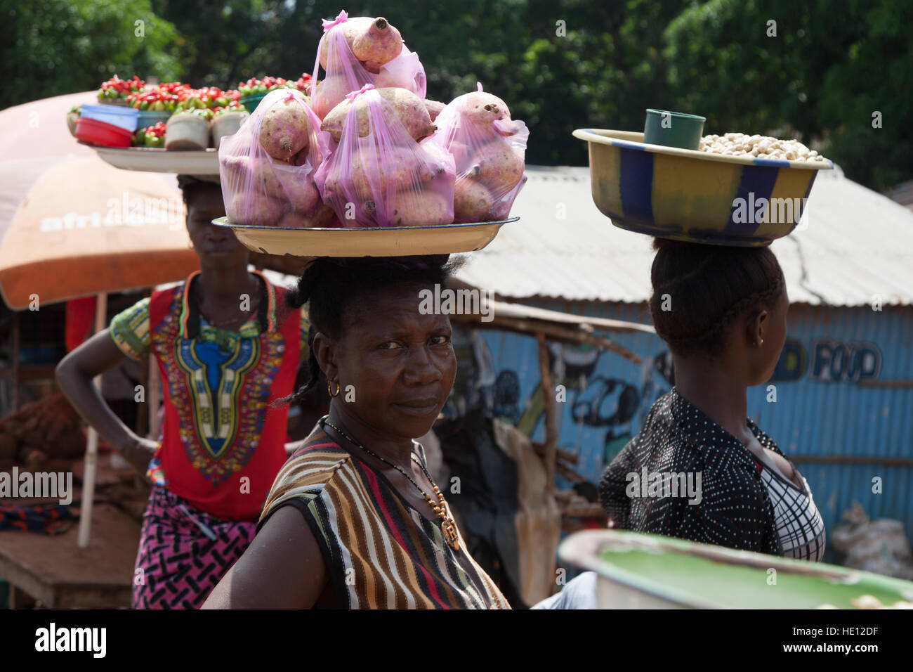 African people carrying baskets food hires stock photography and