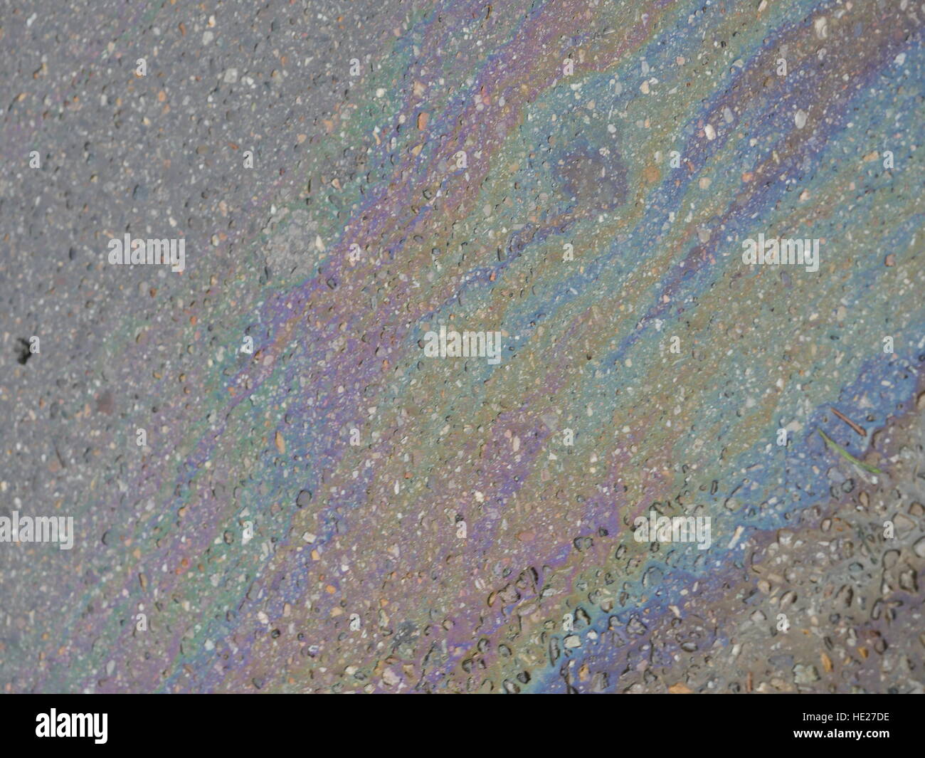 Oil spill on asphalt hires stock photography and images Alamy