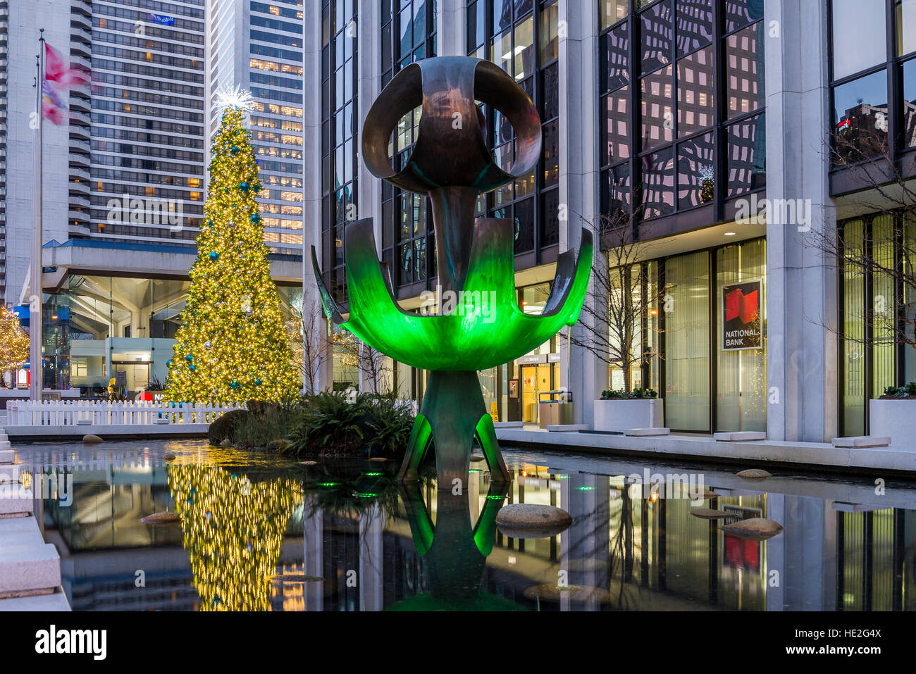 Christmas tree fountain hires stock photography and images Alamy