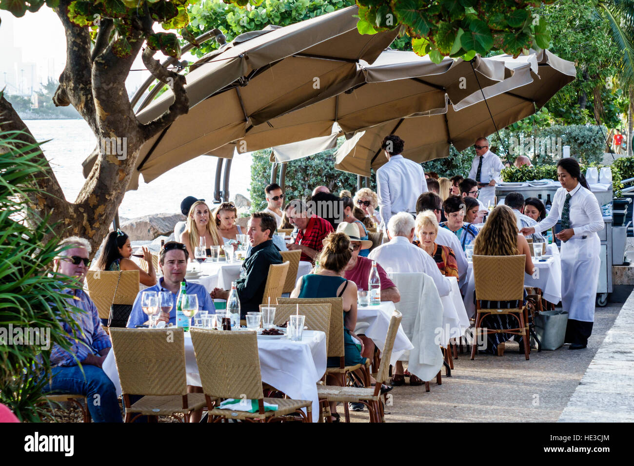Dining in ope air hires stock photography and images Alamy