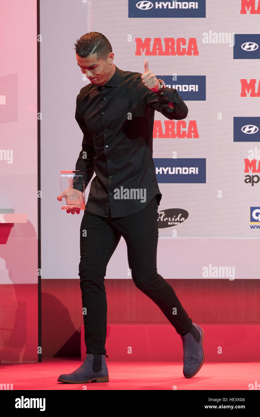 Cristiano Ronaldo receives the 'Alfredo Di Stefano Award' during the