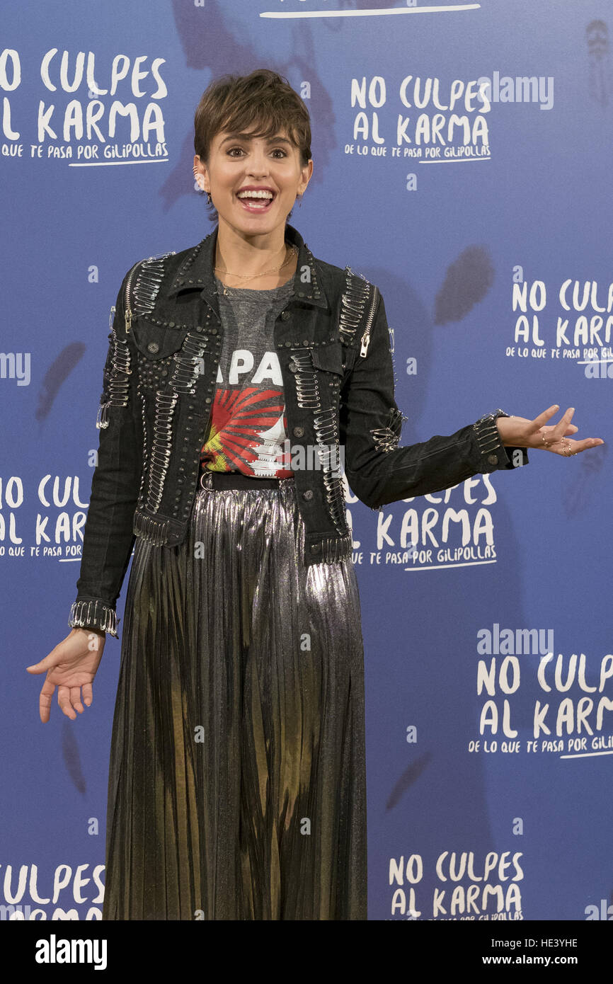 Spanish actress Veronica Echegui attends the 'No Culpes al Karma De lo Que Te Pasa Por Gilipollas' photocall in Madrid  Featuring: Veronica Echegui Where: Madrid, Spain When: 08 Nov 2016 Stock Photo