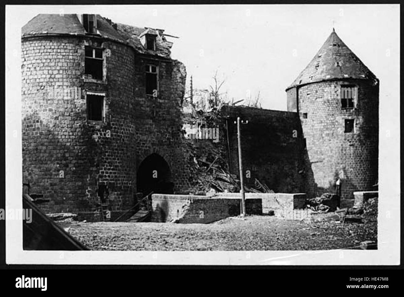 Bombarded fort of Peronne Stock Photo Alamy