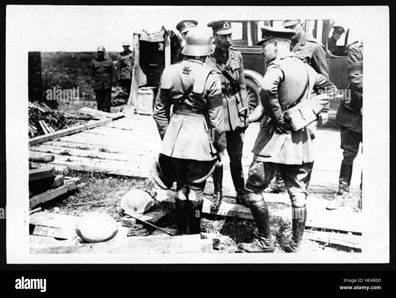 Ｗ帝政ドイツ軍＊歩兵第９２連隊１７ＨＲ髑髏メンバーピン（実物） Military band germany hi-res stock photography and images