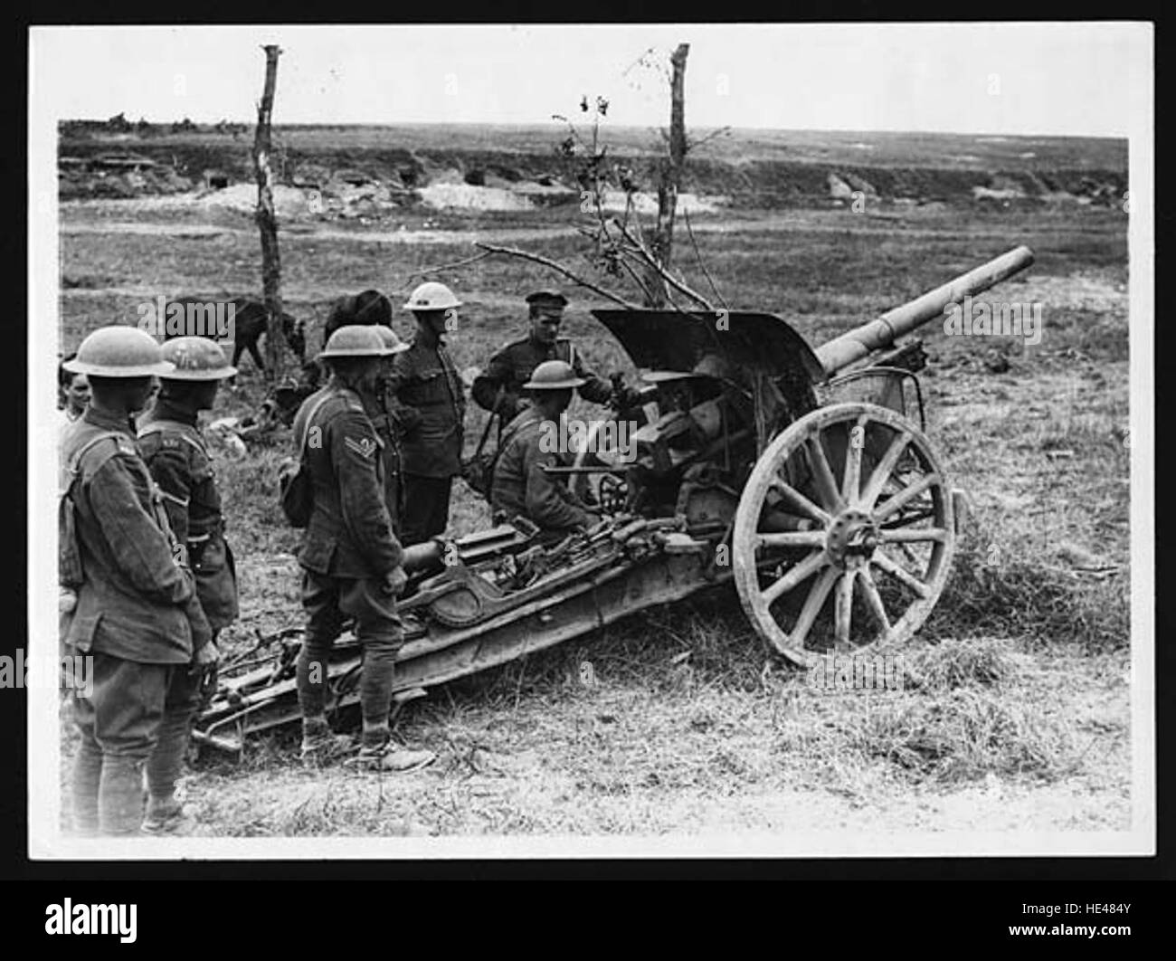 77 mm guns which were captured by the British during Stock Photo
