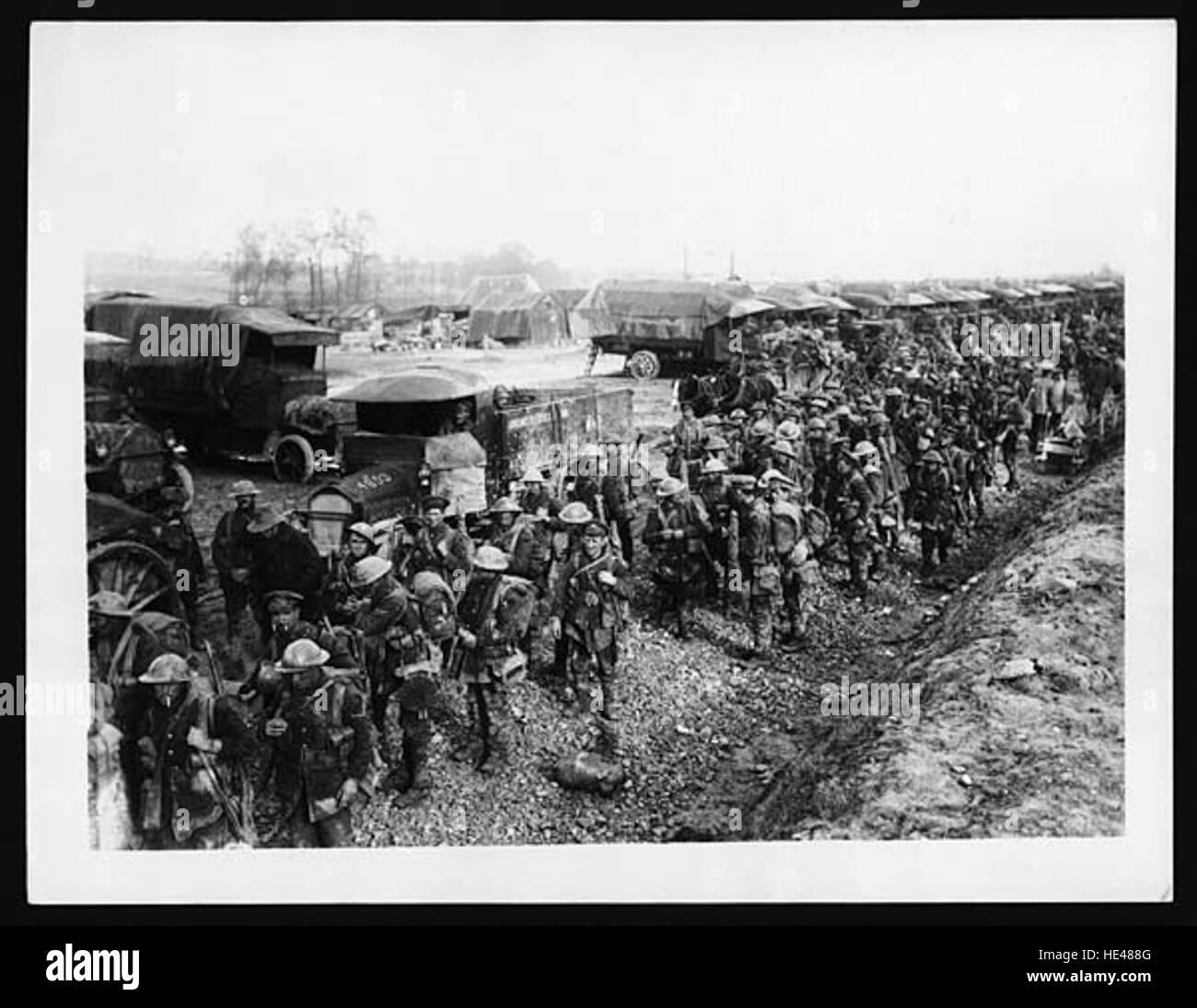 Soldiers returning from world Black and White Stock Photos & Images - Alamy