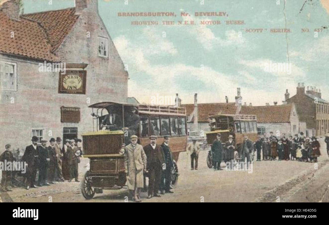 Brandesburton, with NER motor buses 1915  PO-1-18-1 Stock Photo