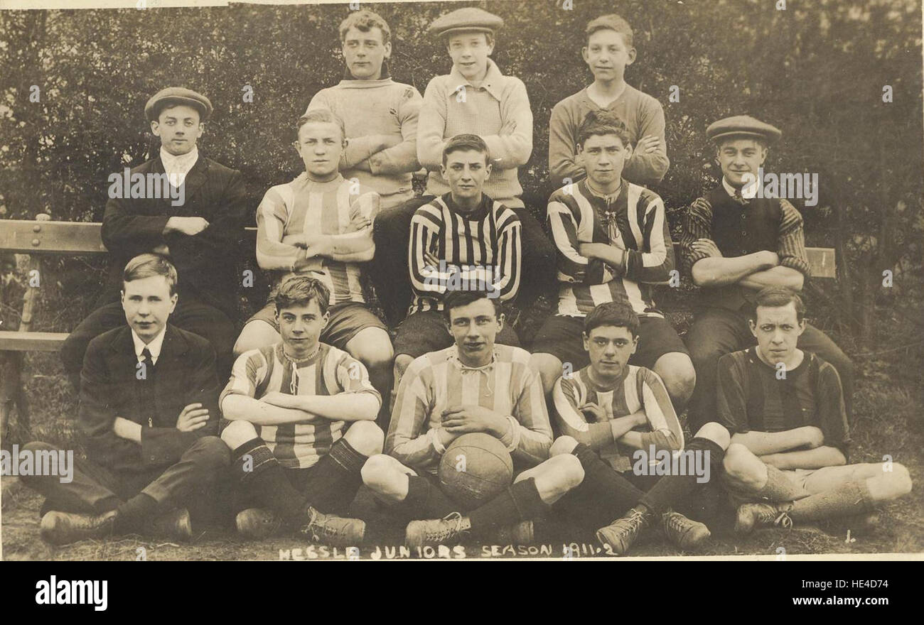 Hessle Juniors (East Yorkshire Football team 1911-12  DDOW-2-11 Stock Photo