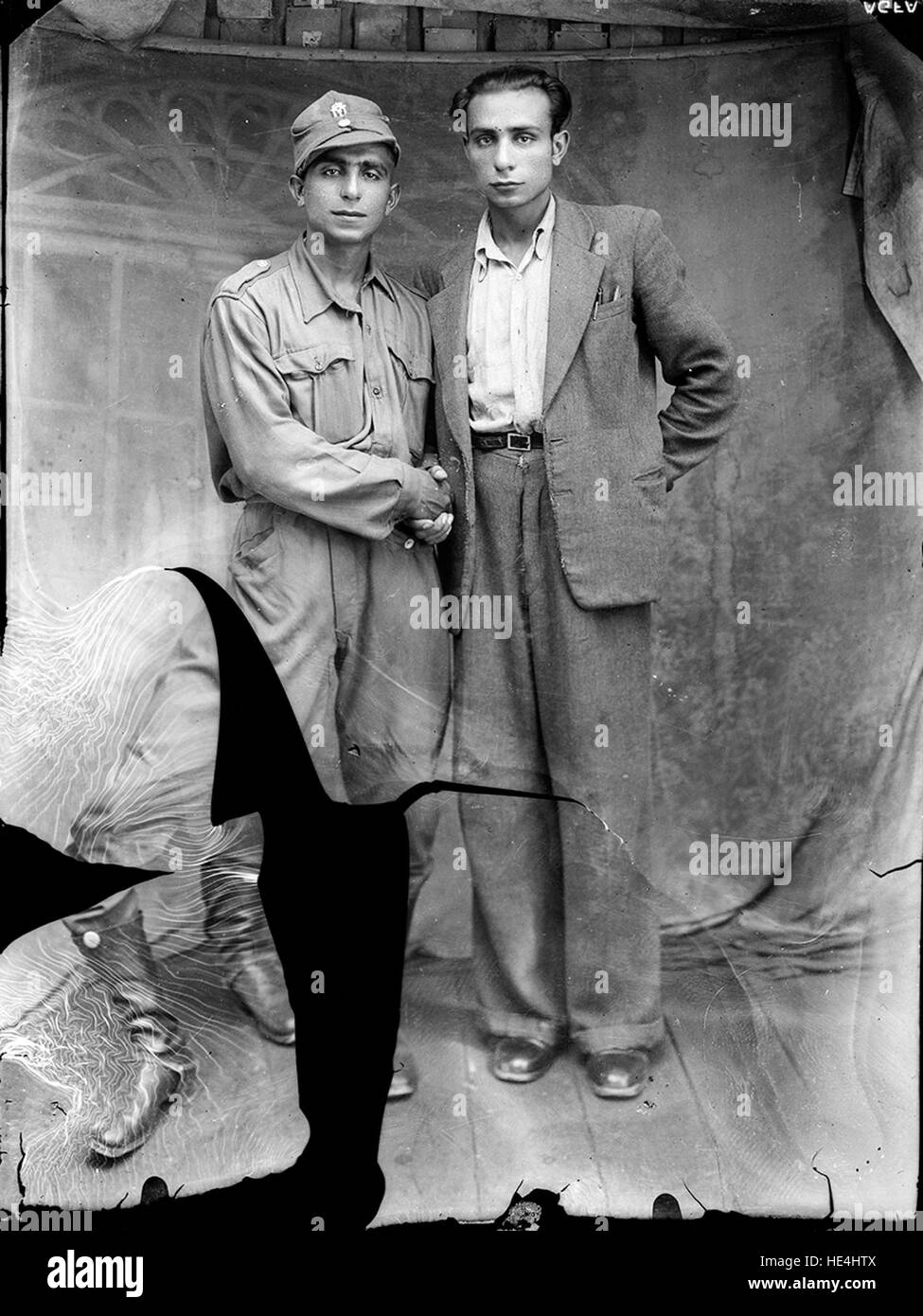 Two romanian young men hi-res stock photography and images - Alamy