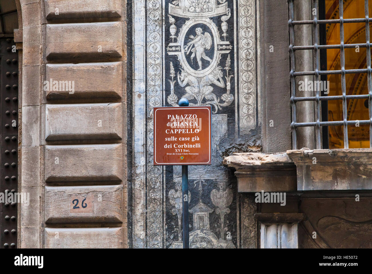 FLORENCE, ITALY - NOVEMBER 7, 2016: detail of decoration of Palazzo di  Bianca Cappello in Florence city. The facade graffito was decorated by  Bernardi Stock Photo - Alamy