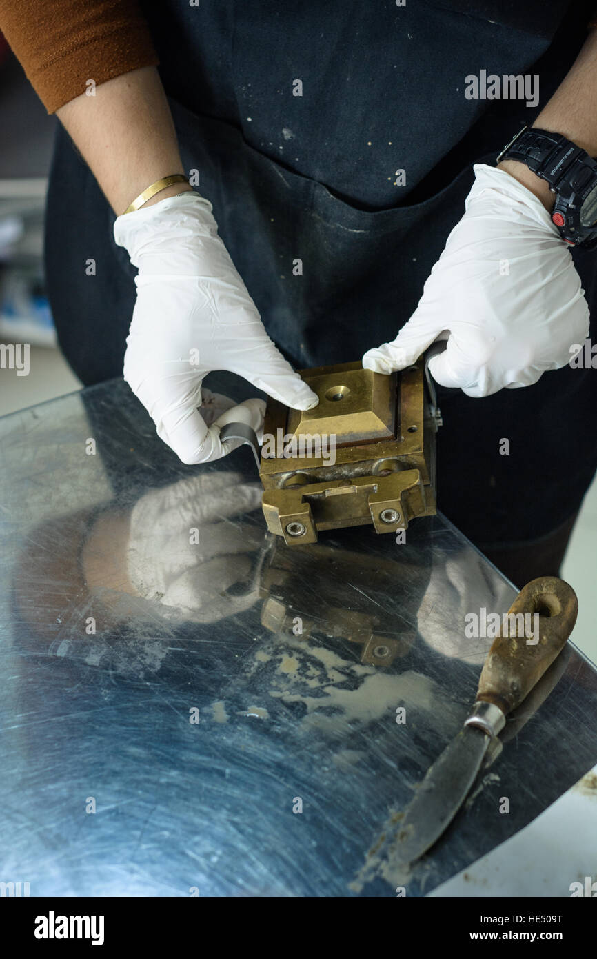Engineer preparing a direct shear laboratory test for civil construction purpose Stock Photo Alamy